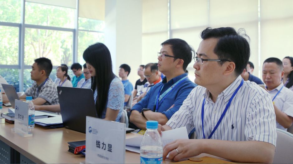 智慧与绿色城市交通出行研讨会在西浦举行